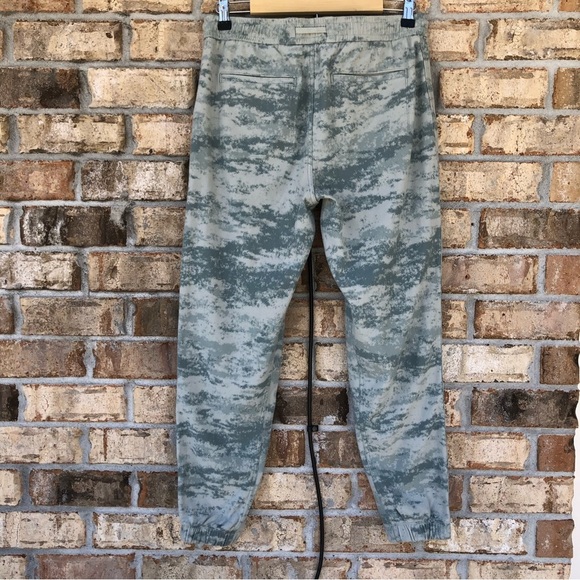 Athleta Cotton Blend Abstract Camo Green Gray Waist string Farallon Joggers SP - Picture 8 of 16